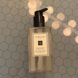 Joe Malone English Oak & Redcurrant Body Wash